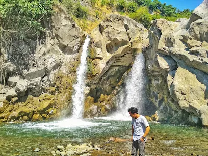 Air Terjun Dewi Selendang