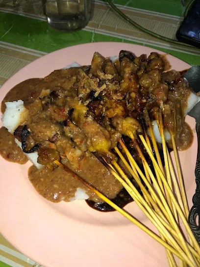 Sate H. Daeng