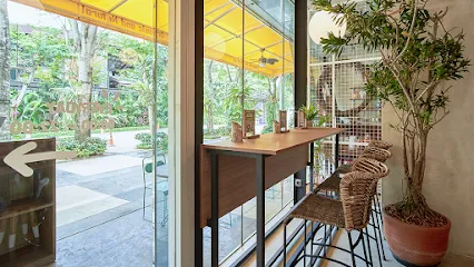 Burgreens The Breeze - Healthy Plant-Based Eatery