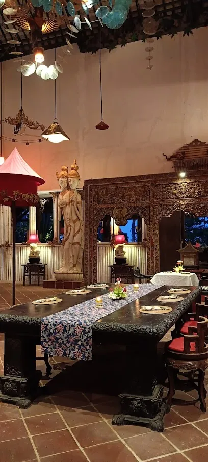 Kokok Pletok Restaurant At Hotel Tugu Lombok