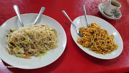 Charlie Veggie Vegetarian Fried Noodles