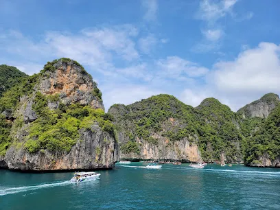 Pi Leh Bay