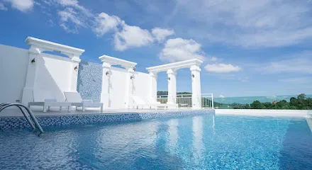 B2 Phuket Premier Hotel