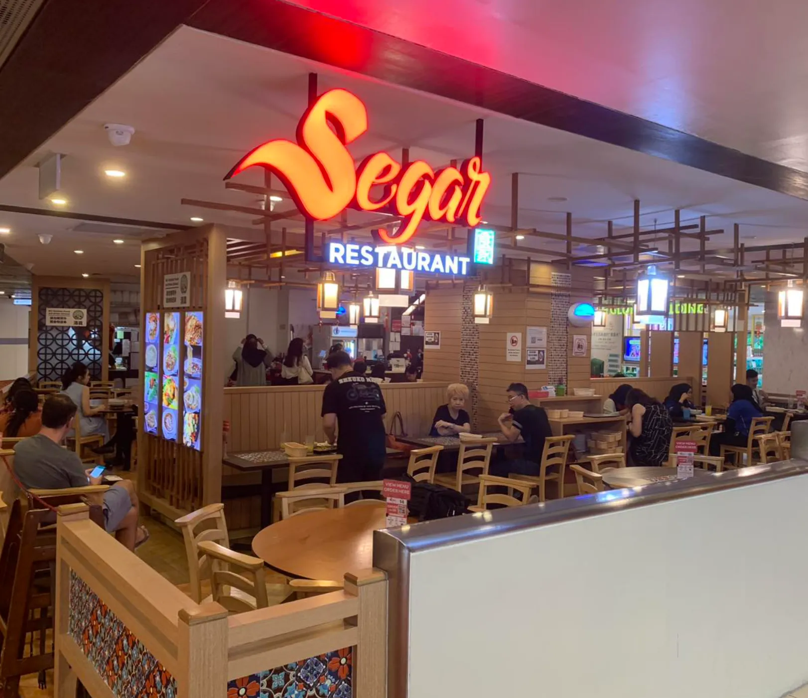 Halal Eateries in Chinatown Singapore