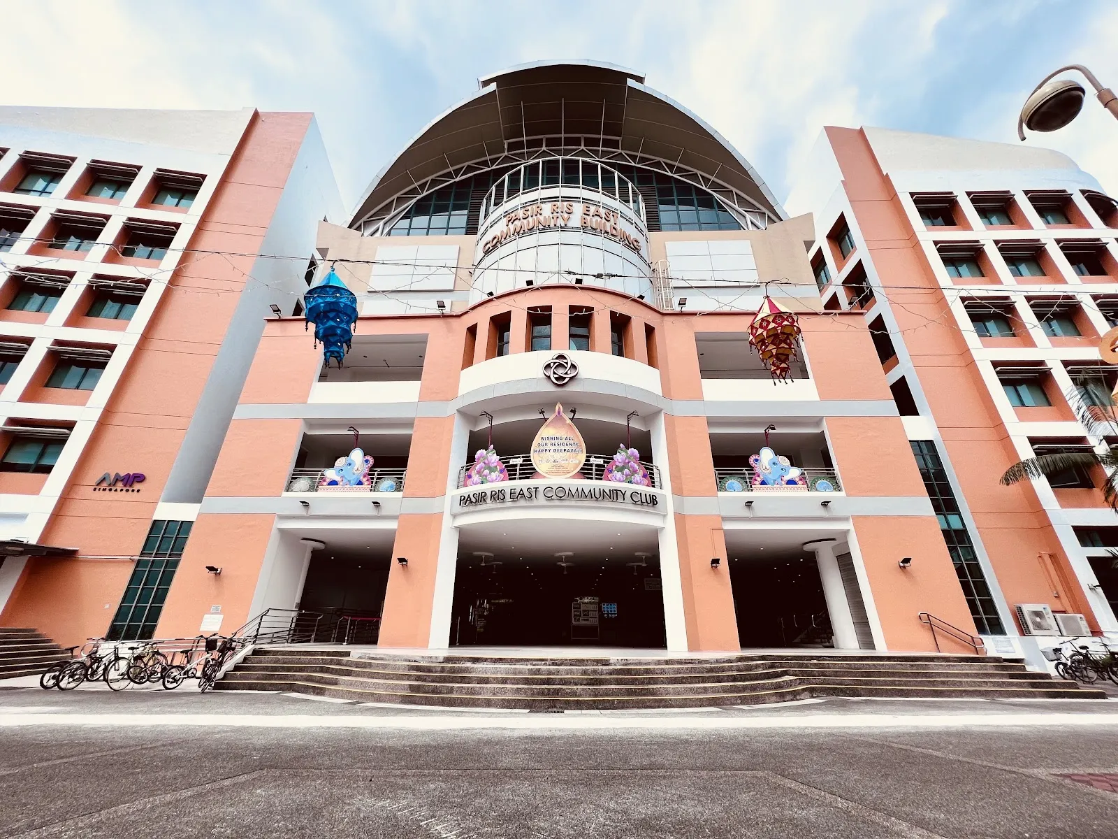 Pasir Ris Src, Mosques & Prayer Spaces in Singapore | Have Halal Will ...