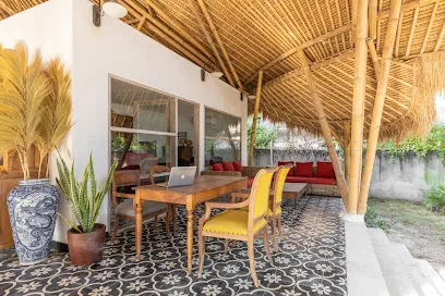 Amahelia Luxury Resort & Restaurant