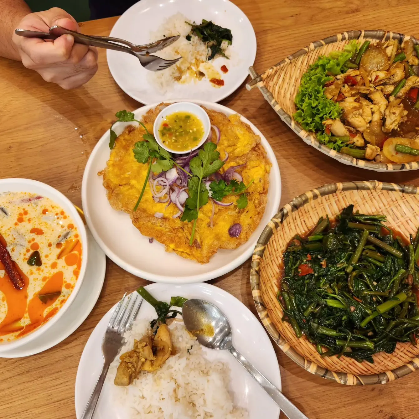 suntec city halal food guide