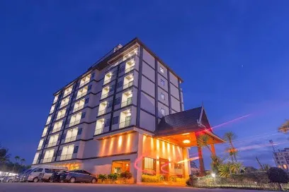 Airport Beach Hotel