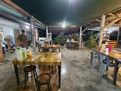 ก๋วยเตี๋ยวน้ำบังยาผัดไทยกุ้งสด - Bang‘Ya Noodle And Padthai (Halal)
