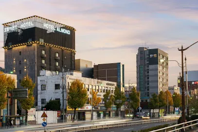 아몬드호텔 (Almond Hotel Gupo Station)