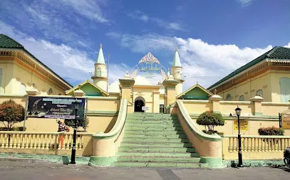 Sultan Riau Grand Mosque