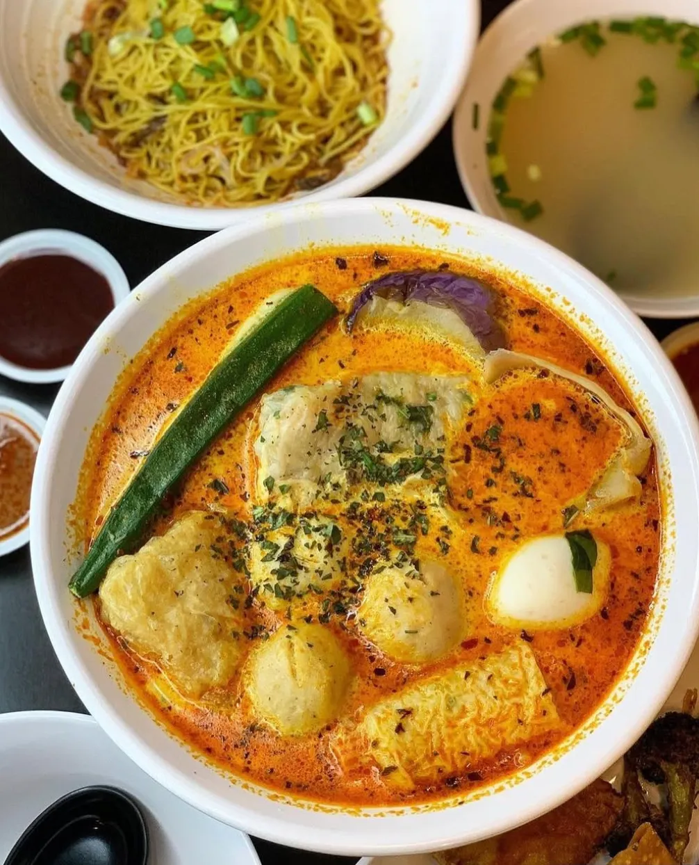 bugis halal food guide