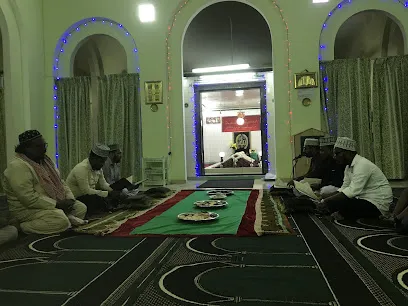 Thalayan Bawa Shrine And Jummah Masjid