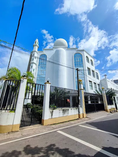 Mount Lavinia Grand Masjid (Watarappala Jummah Masjid)