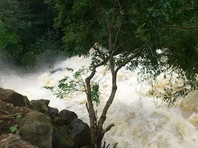 Wadakada Ella Falls - වදාකඩ ඇල්ල