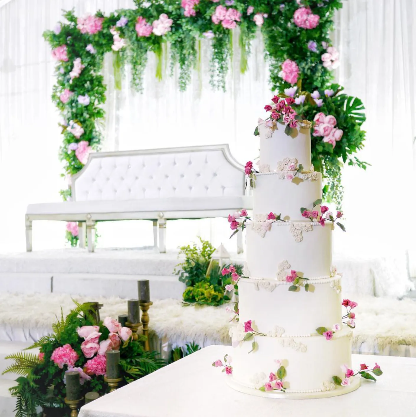 Halal wedding cake Singapore