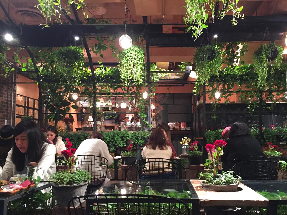 Aoyama-Flower-Market-Teahouse