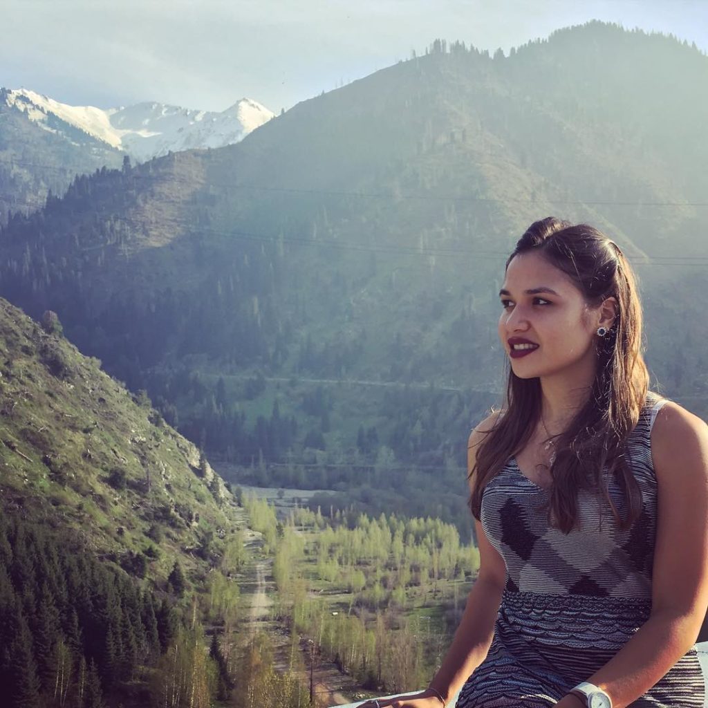 Amira Zahara Travel