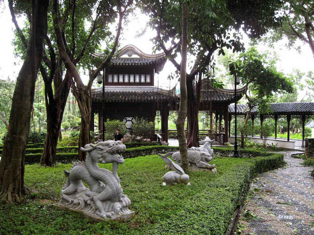 walled-city-park-5